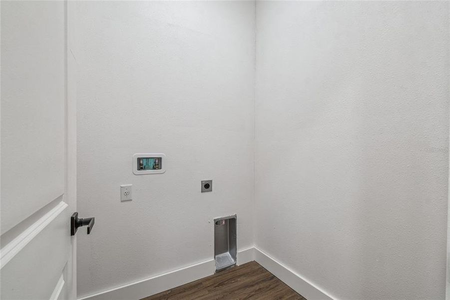 Spacious, unfurnished interior of a new home in , Spring Hill (Image 21).