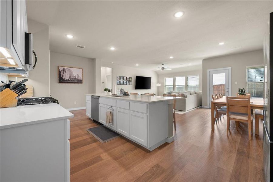 Furnished interior view inside a new home in Cibolo Hills, Fort Worth (Image 7).