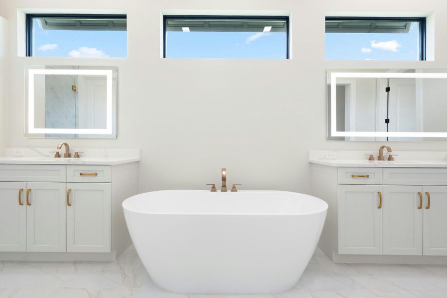 2D floor plan layout for the Madrona by GHO Homes in Tesoro Club, Port St. Lucie, FL (Image 135).