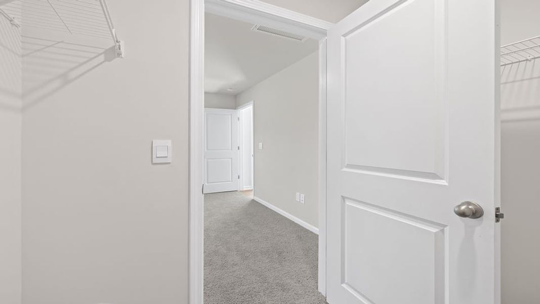 Spacious, unfurnished interior of a new home in Cloverdale Hills, Piedmont (Image 22).