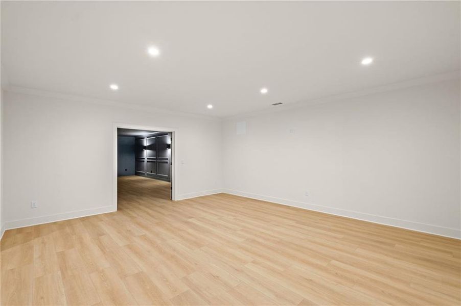 Spacious, unfurnished interior of a new home in , Marietta (Image 66).