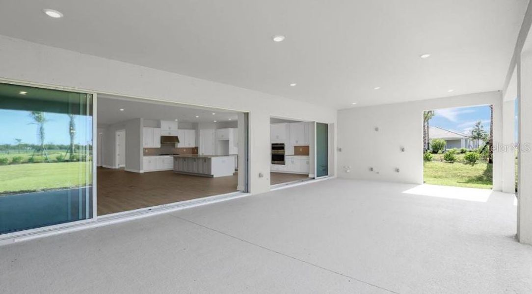 Spacious, unfurnished interior of a new home in Esplanade at Starling, Punta Gorda (Image 17). Spacious, unfurnished interior of a new home in Esplanade at Starling, Punta Gorda (Image 17).