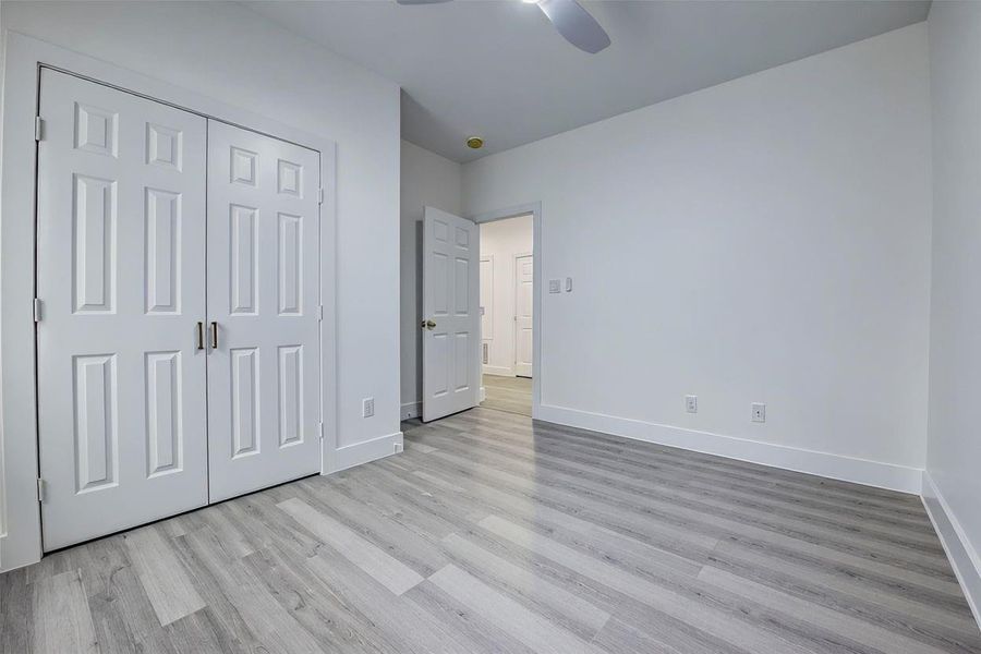 Spacious, unfurnished interior of a new home in , Houston (Image 22).