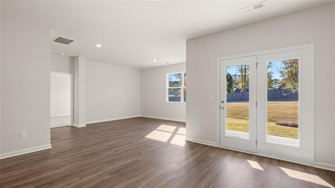 Spacious, unfurnished interior of a new home in Jackson Landing, Jefferson (Image 32).