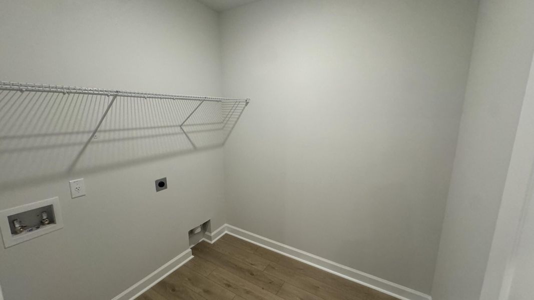 Spacious, unfurnished interior of a new home in Watson Hill, Summerville (Image 23).