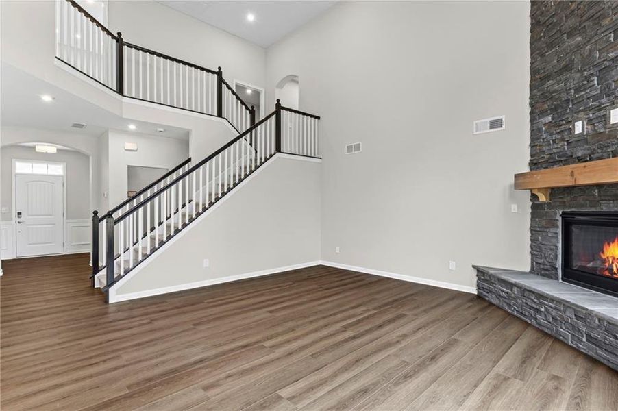 Spacious, unfurnished interior of a new home in Pickens Bluff, Hiram (Image 20). Spacious, unfurnished interior of a new home in Pickens Bluff, Hiram (Image 20).