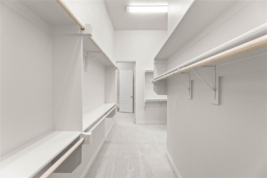 Spacious, unfurnished interior of a new home in The Parks at Panchasarp Farms - Phase 3, Burleson (Image 18). Spacious, unfurnished interior of a new home in The Parks at Panchasarp Farms - Phase 3, Burleson (Image 18).