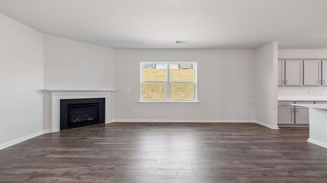 Spacious, unfurnished interior of a new home in Hunters Ridge, Woodruff (Image 15).