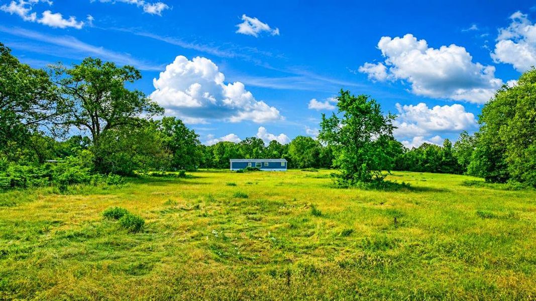 Natural landscape and outdoor views near in Clarksville (Image 23). Natural landscape and outdoor views near in Clarksville (Image 23).