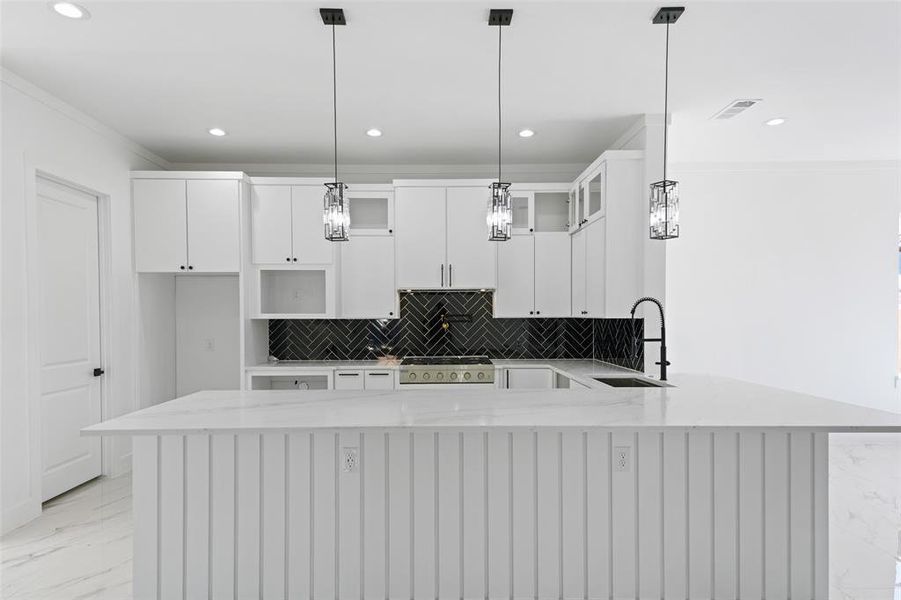 Furnished interior view inside a new home in , Dallas (Image 10).