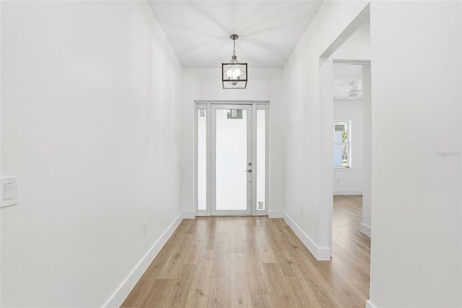 Spacious, unfurnished interior of a new home in , Punta Gorda (Image 24).