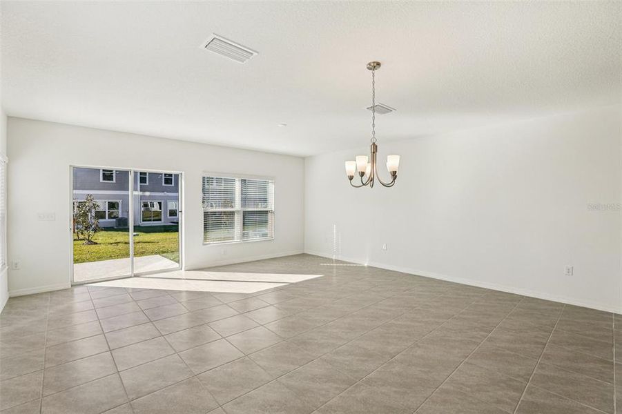 Spacious, unfurnished interior of a new home in , Lake Wales (Image 16).