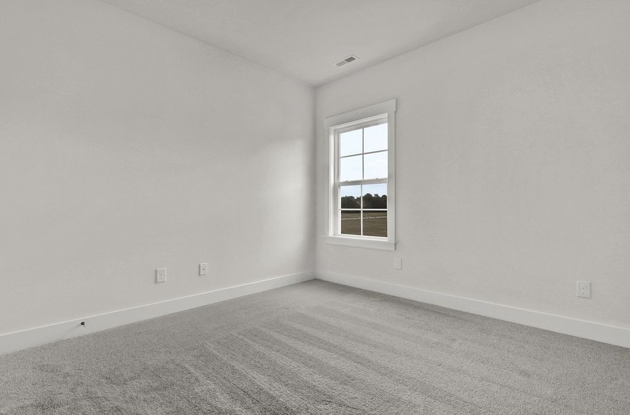 Spacious, unfurnished interior of a new home in East Wynd, Hampstead (Image 26).