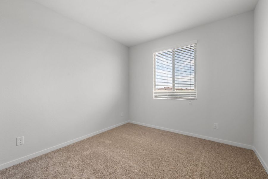 Spacious, unfurnished interior of a new home in Blossom Rock, Apache Junction (Image 31).