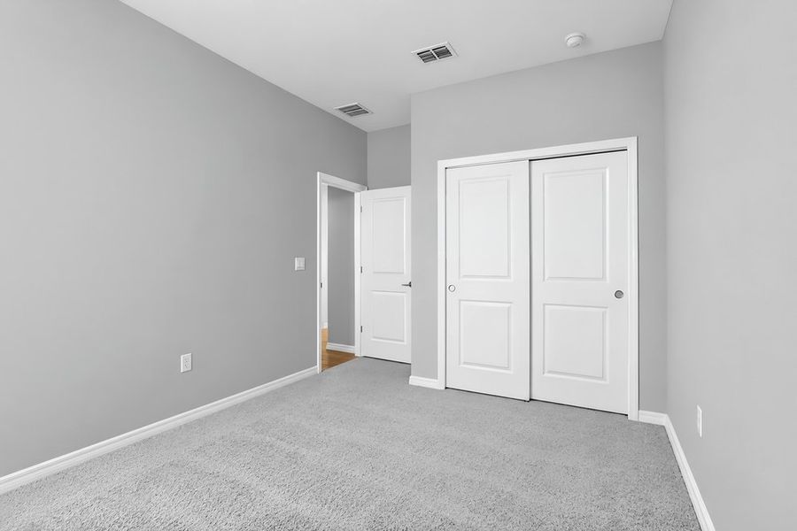Spacious, unfurnished interior of a new home in Lochside, Mount Dora (Image 44).
