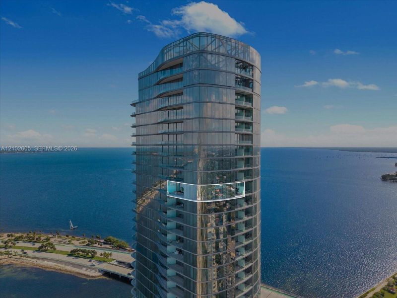 Condo located in Miami, FL showcasing its design and architecture (Image 24).