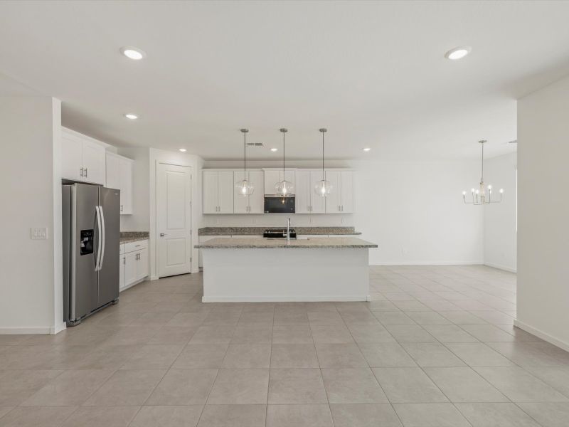 Spacious, unfurnished interior of a new home in Mesquite Mountain Ranch at Frontera, Surprise (Image 7). Spacious, unfurnished interior of a new home in Mesquite Mountain Ranch at Frontera, Surprise (Image 7).
