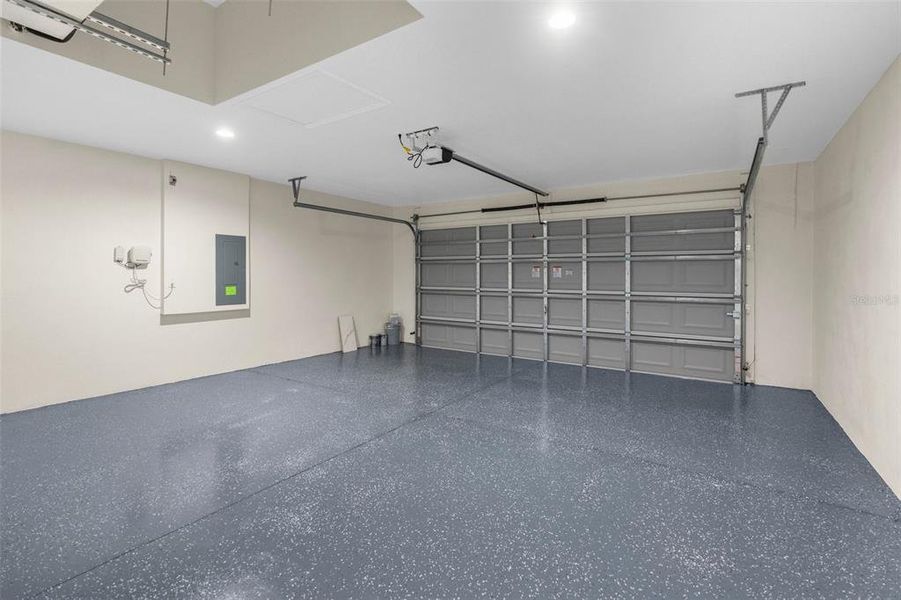 Spacious, unfurnished interior of a new home in , Spring Hill (Image 29).