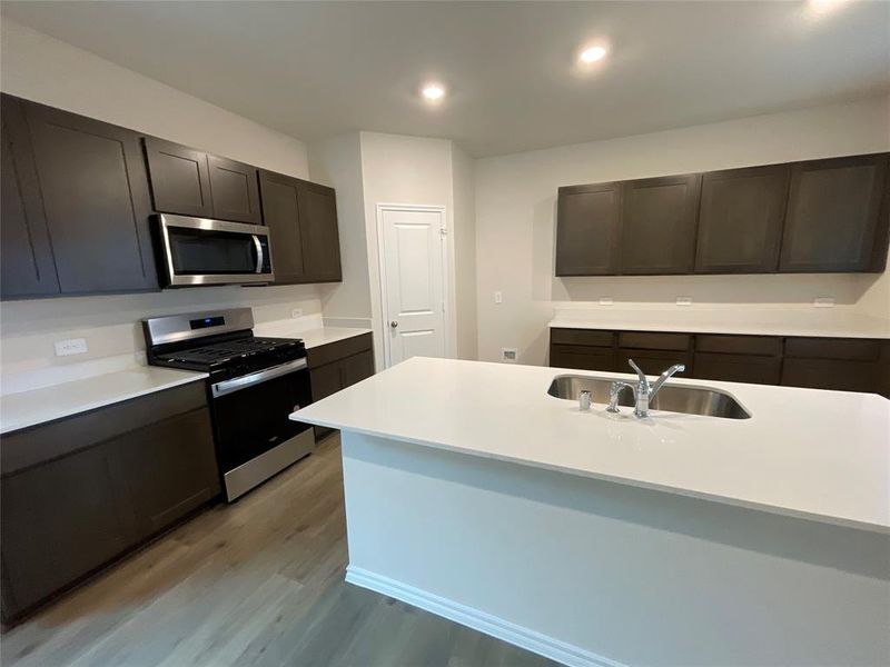 Furnished interior view inside a new home in Elevon, Lavon (Image 4).