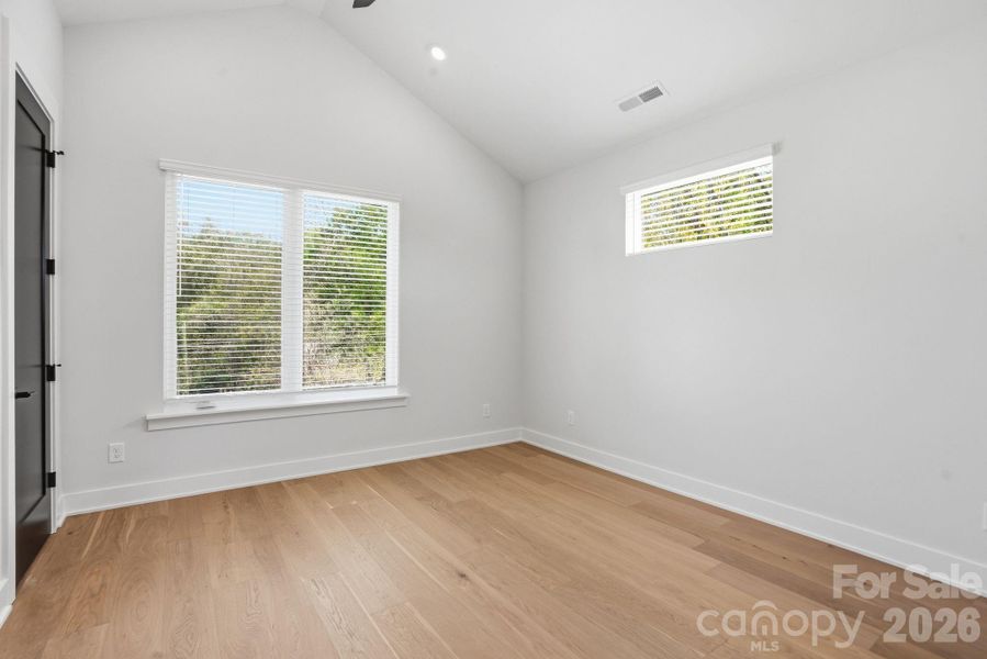 Spacious, unfurnished interior of a new home in , Charlotte (Image 25).