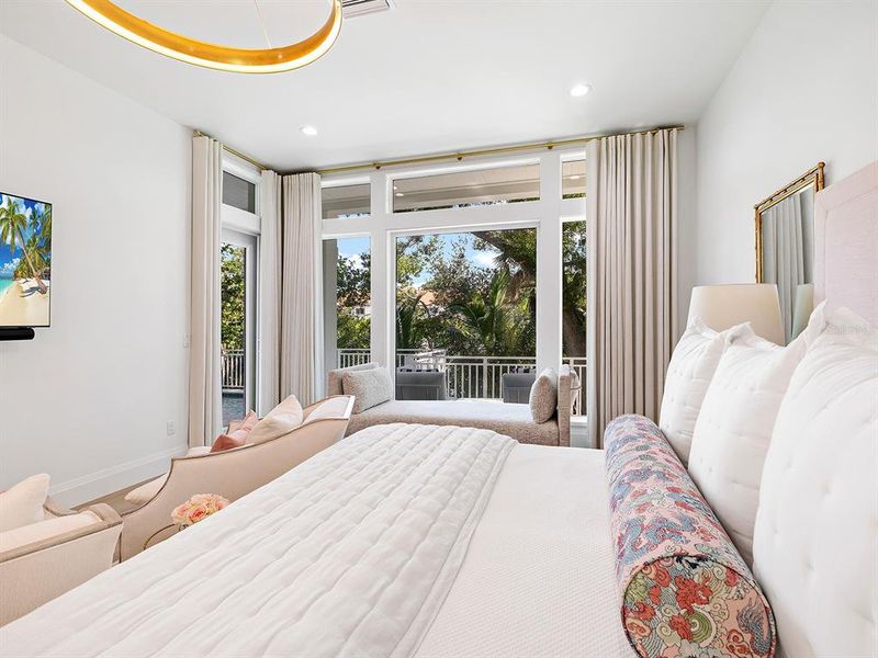 Furnished interior view inside a new home in , Sarasota (Image 9).