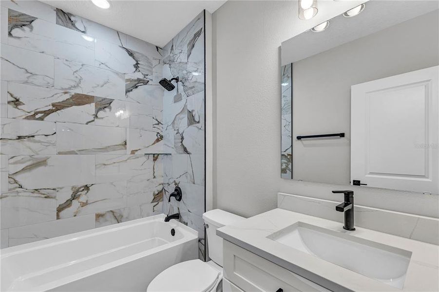 Furnished interior view inside a new home in , Deland (Image 11).