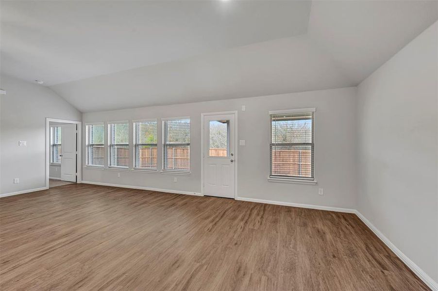 Spacious, unfurnished interior of a new home in ValleyBrooke, Mesquite (Image 15).