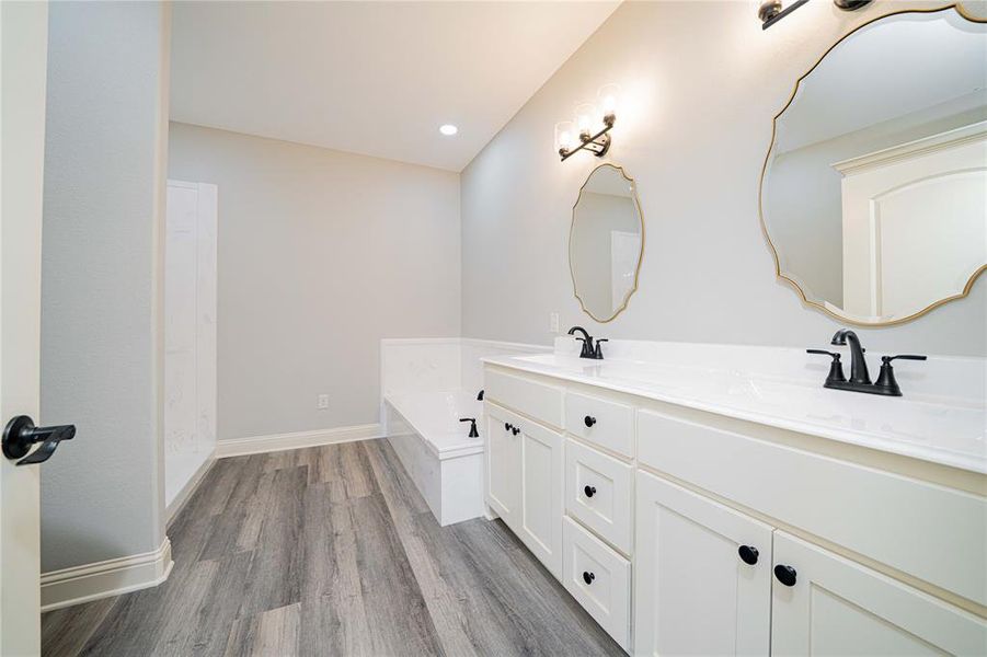 Furnished interior view inside a new home in , Gladewater (Image 6).