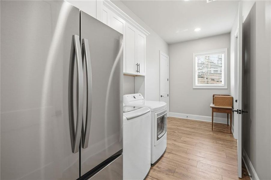 Furnished interior view inside a new home in , Dawsonville (Image 37).