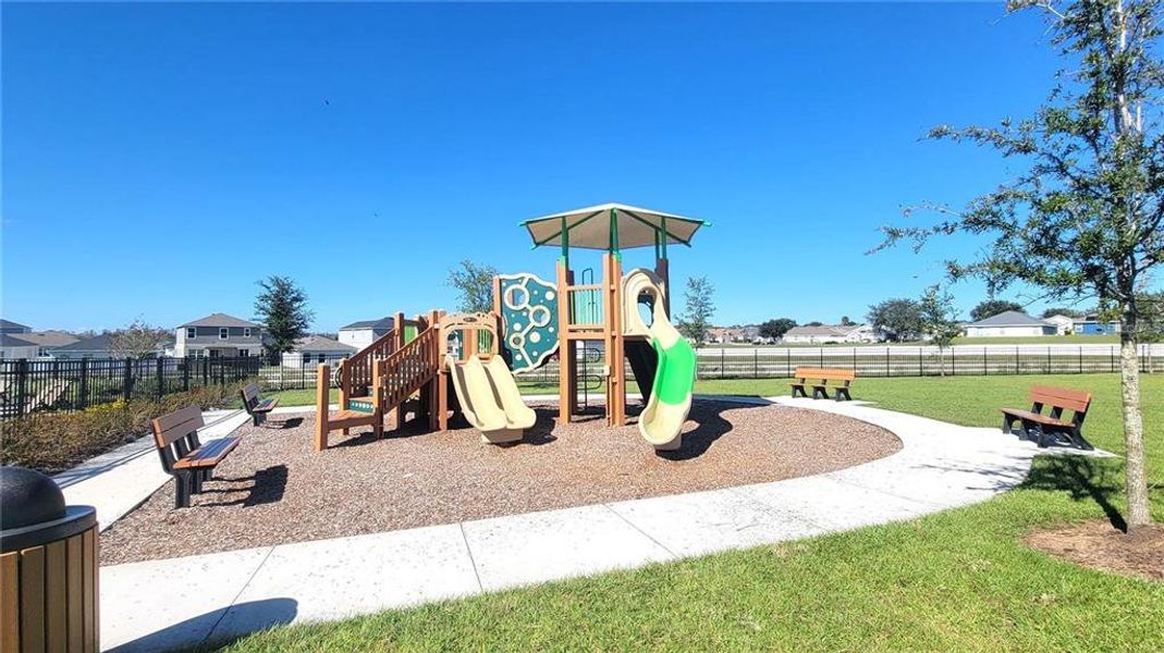 Community amenities in , Davenport (Image 15). Community amenities in , Davenport (Image 15).