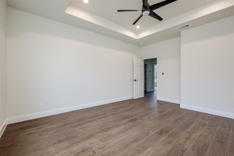 Spacious, unfurnished interior of a new home in , Terrell (Image 28).