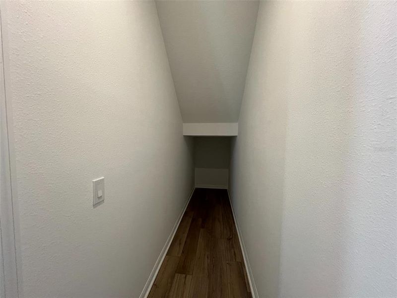 Spacious, unfurnished interior of a new home in Hawks Run, Kissimmee (Image 12). Spacious, unfurnished interior of a new home in Hawks Run, Kissimmee (Image 12).