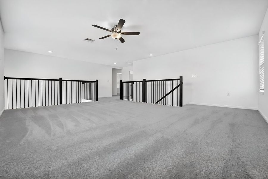 Spacious, unfurnished interior of a new home in Lisso, Pflugerville (Image 26).
