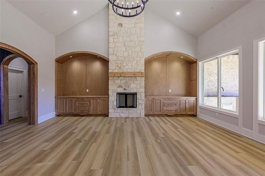 Spacious, unfurnished interior of a new home in , Bullard (Image 19).