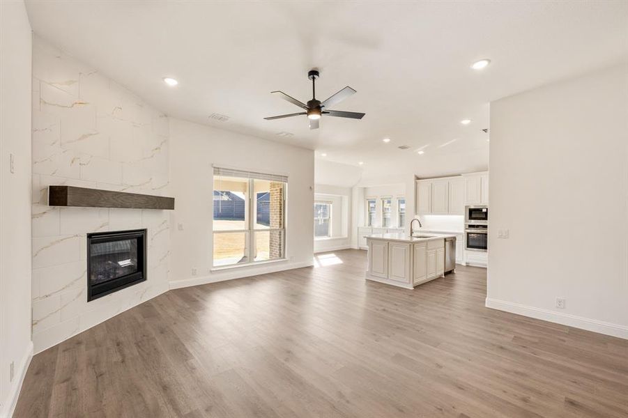 Spacious, unfurnished interior of a new home in Union Park Classic 55, Little Elm (Image 29).