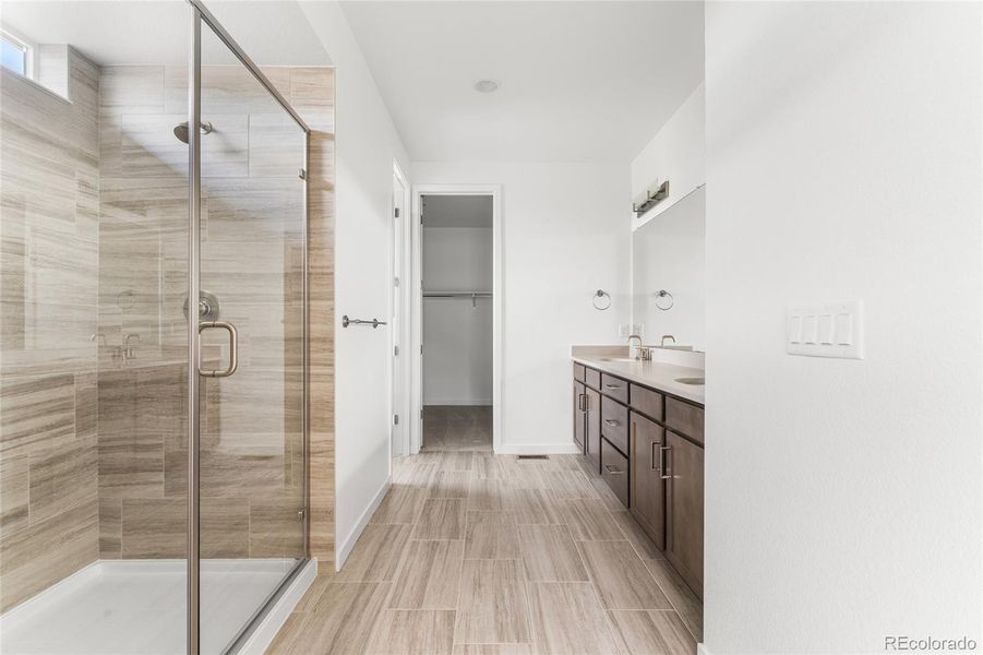 Furnished interior view inside a new home in The Aurora Highlands, Aurora (Image 5).