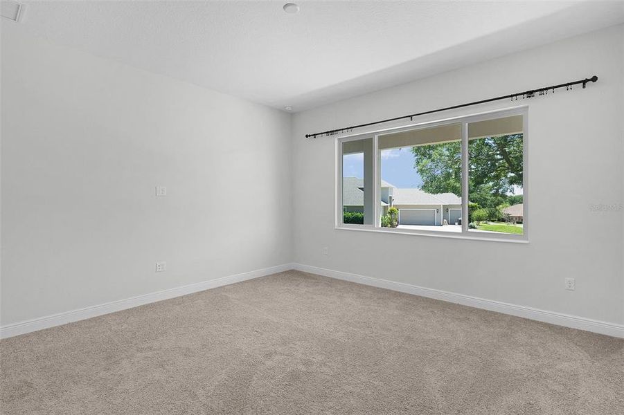 Spacious, unfurnished interior of a new home in , Lady Lake (Image 23).