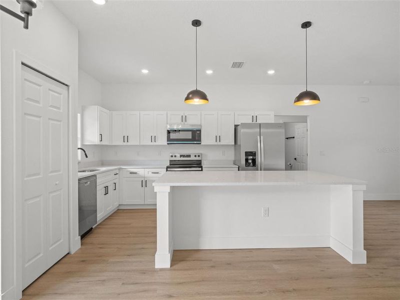 Furnished interior view inside a new home in , Ocklawaha (Image 8).