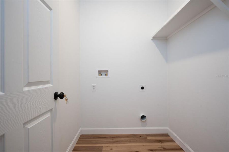Spacious, unfurnished interior of a new home in , Gainesville (Image 22). Spacious, unfurnished interior of a new home in , Gainesville (Image 22).