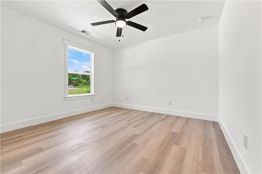 Spacious, unfurnished interior of a new home in , Dallas (Image 29). Spacious, unfurnished interior of a new home in , Dallas (Image 29).