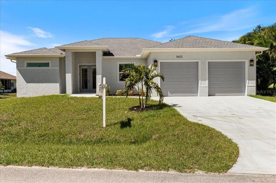 Exterior details and patio area of a home in , Port Charlotte (Image 24). Exterior details and patio area of a home in , Port Charlotte (Image 24).