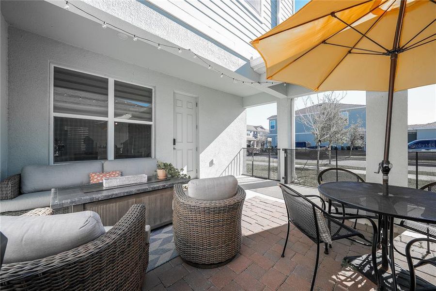 Exterior details and patio area of a home in , Debary (Image 17).