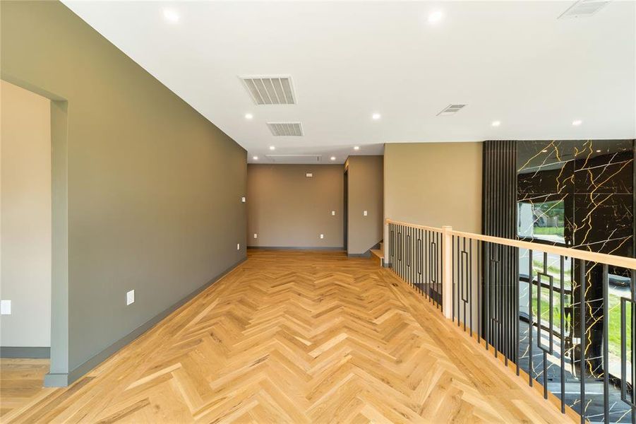 Image 32 of a home in . Image 32 of a home in .