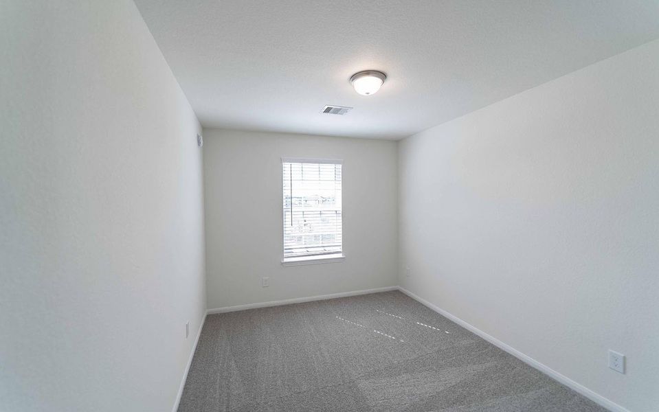 Spacious, unfurnished interior of a new home in Cypress Green, Hockley (Image 8).