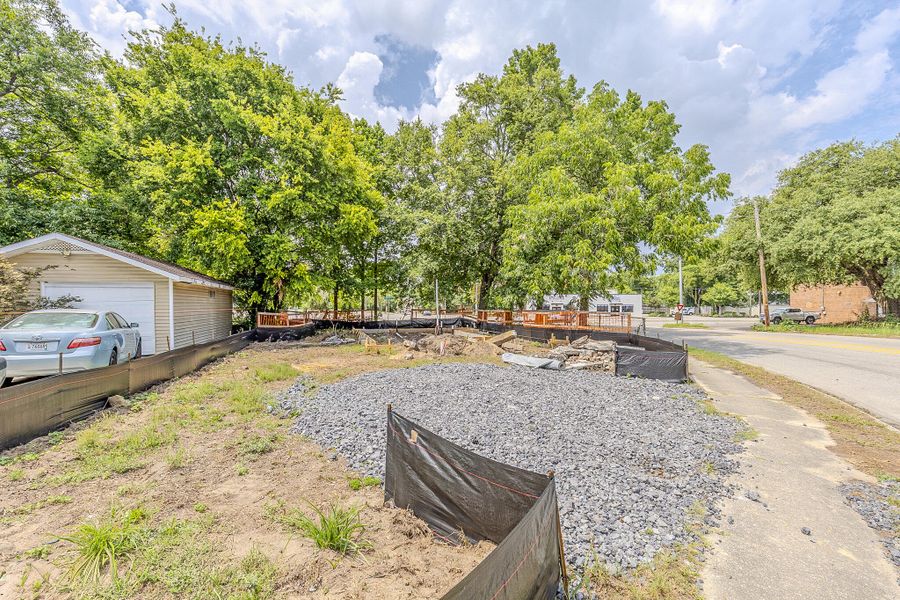 Image 21 of a home in .