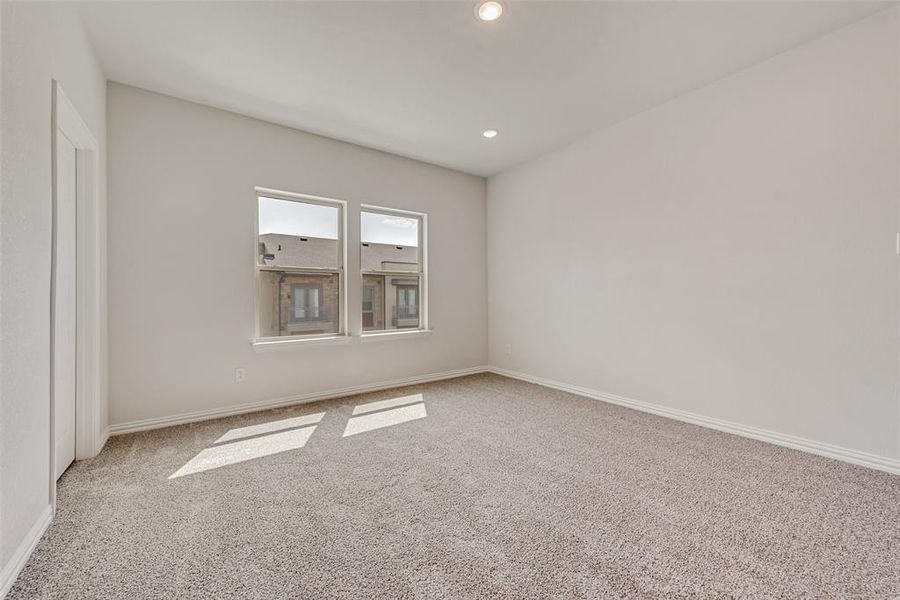 Spacious, unfurnished interior of a new home in City Point, North Richland Hills (Image 16).