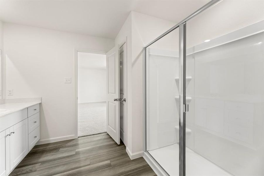 18. 813 Lexington - Bath (3) 18. 813 Lexington - Bath (3)