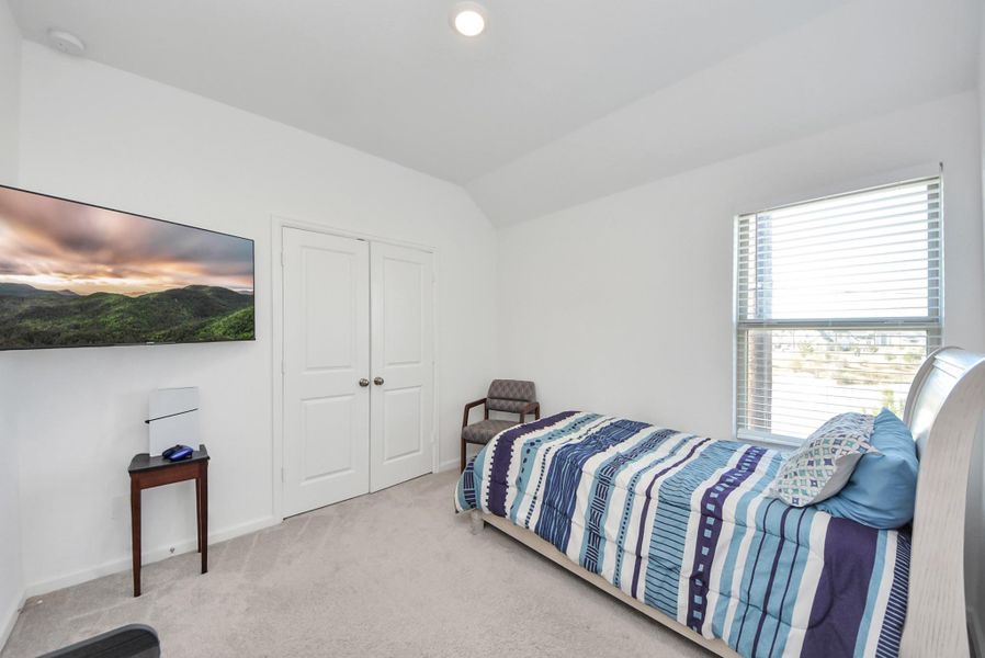 Furnished interior view inside a new home in Cross Creek Ranch, Fulshear (Image 16).