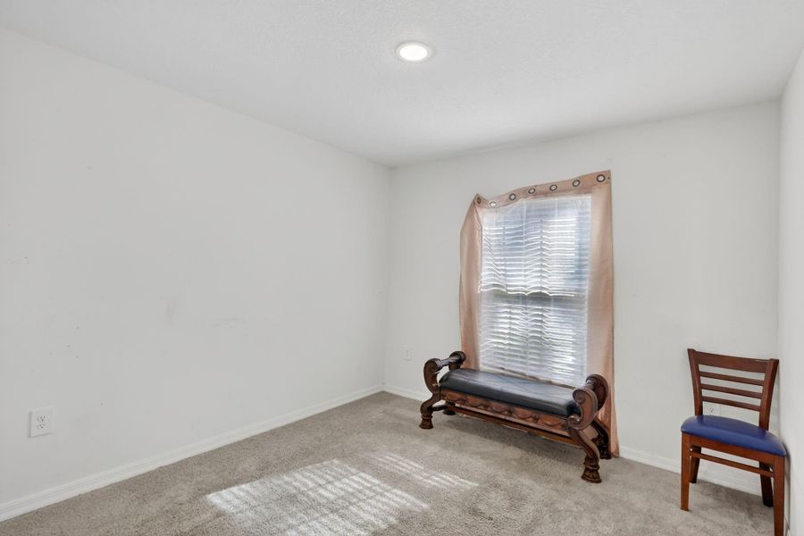 Furnished interior view inside a new home in , Fort Pierce (Image 14).