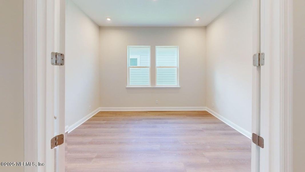 Spacious, unfurnished interior of a new home in RiverTown - WaterSong, St. Johns (Image 9). Spacious, unfurnished interior of a new home in RiverTown - WaterSong, St. Johns (Image 9).